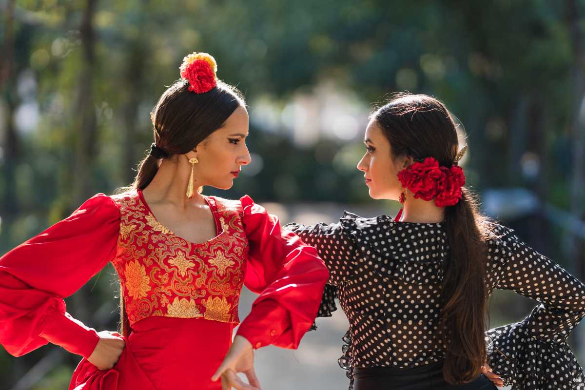 Exploring the Folklore Behind Traditional Dance Festivals Around the Globe